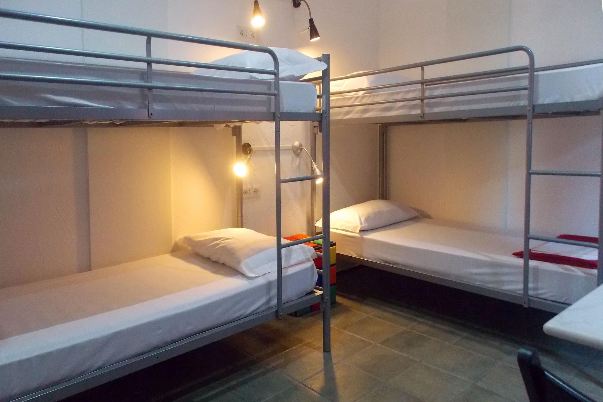 Hostel Colours Milan Bagian luar foto