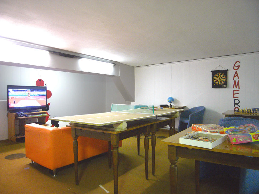 Hostel Colours Milan Bagian luar foto